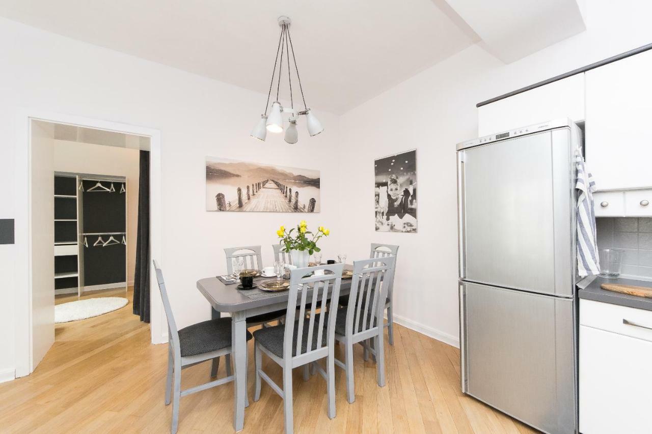 Spacious Apartment In Old Town P4You Pl Kraków Eksteriør billede